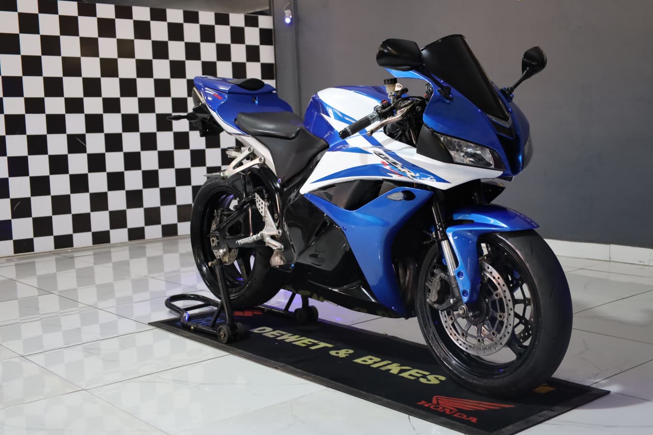 CBR 600 BLO
